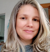 Profa. Dra. Valéria de Lima Jardim